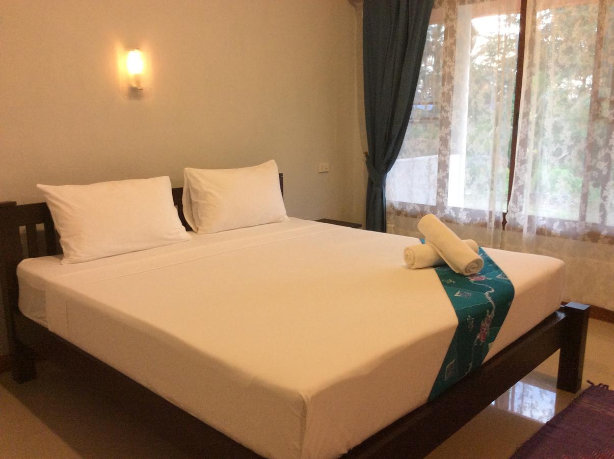 Lanta Wanida Resort Ko Lanta Szoba fotó